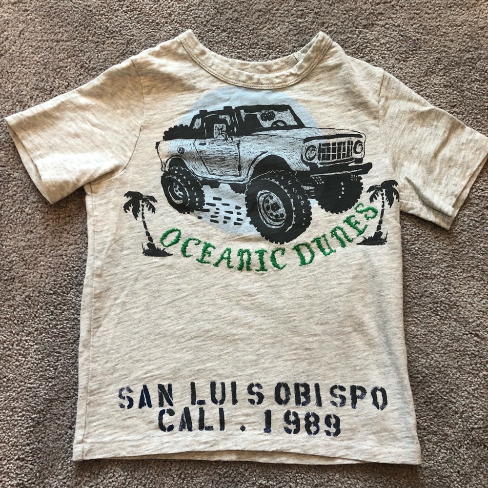 Boys Gap Kids Shirt Size- Toddler 4 years